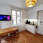 Διαμέρισμα Jeannette Avec Balcon Et Juste A 130 Metres ! Plein Centre ! Wifi - Draps Serviettes Inclus !