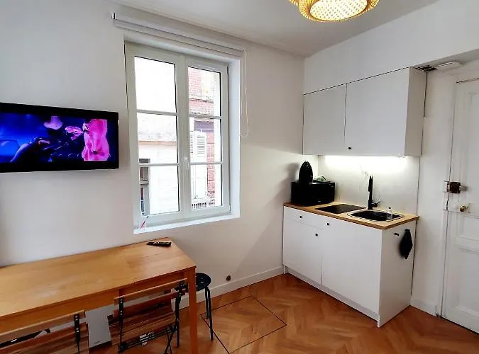 Apartament Jeannette Avec Balcon Et Juste A 130 Metres ! Plein Centre ! Wifi - Draps Serviettes Inclus !