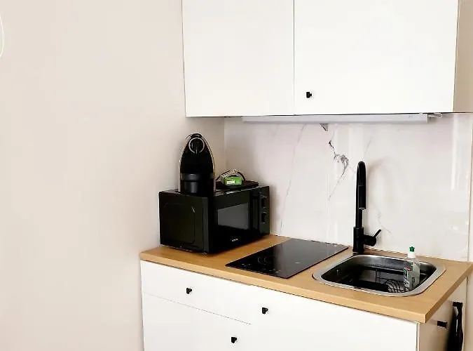 Apartman Jeannette Avec Balcon Et Juste A 130 Metres ! Plein Centre ! Wifi - Draps Serviettes Inclus !